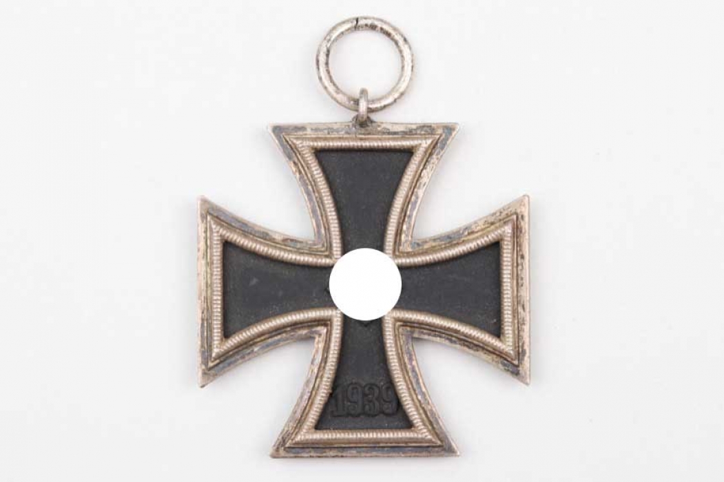 1939 Iron Cross 2nd Class - round 3