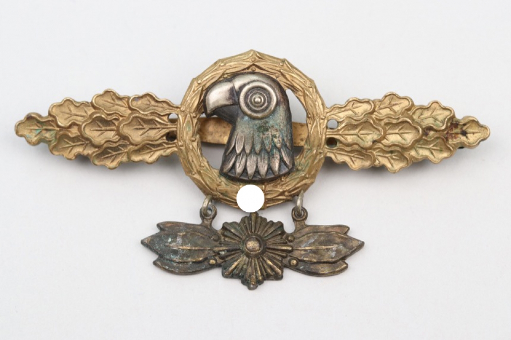 Squadron Clasp for Aufklärer in gold with hanger