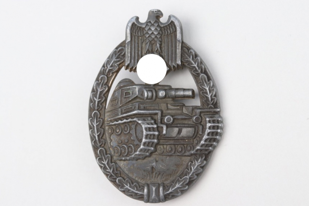 Tank Assault Badge in silver