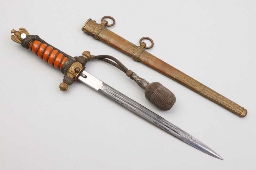 Kptltn. Grotsch - Kriegsmarine officer's dagger - WKC