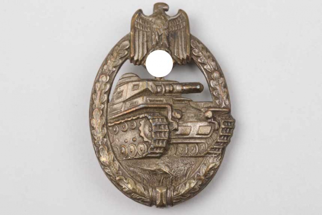 Tank Assault Badge in silver