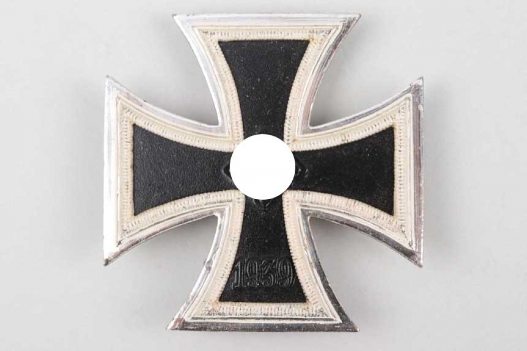 Panzer Leutnant "Leningrad" - 1939 Iron Cross 1st Class "4"