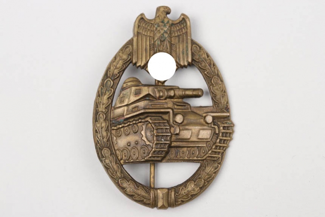 Tank Assault Badge in bronze K. Wurster "cut-out"