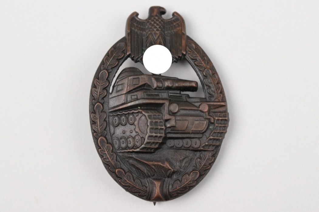 Tank Assault Badge in bronze - FCL (hollow)