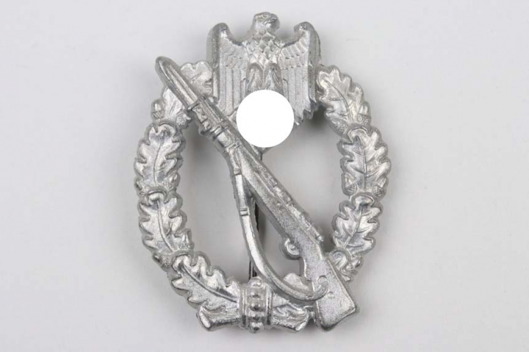 Infantry Assault Badge in Silver