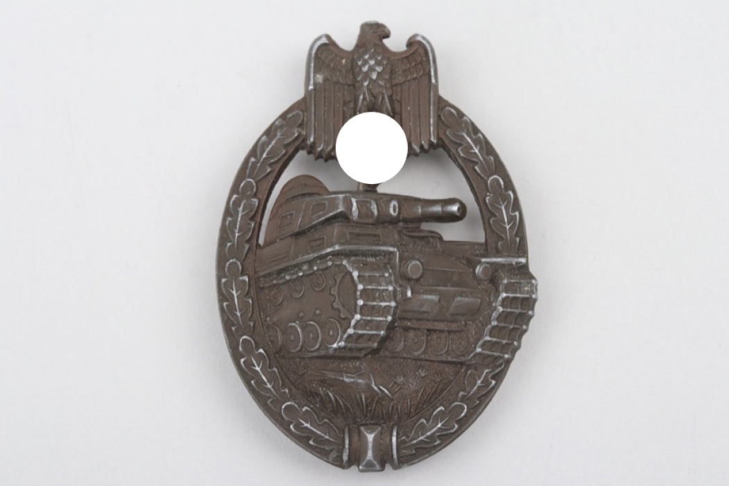 Tank Assault Badge in Bronze