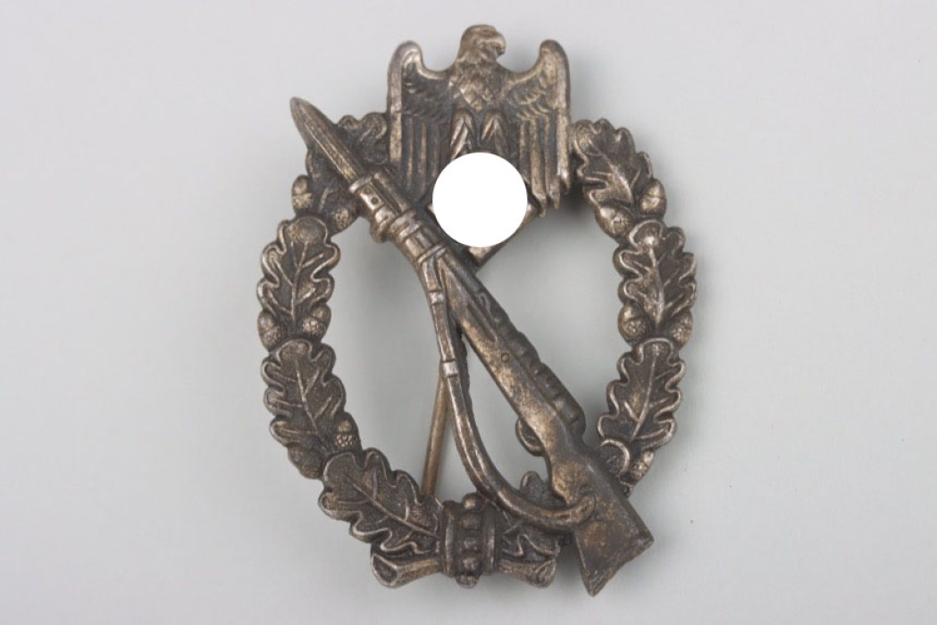 Infantry Assault Badge in Silver