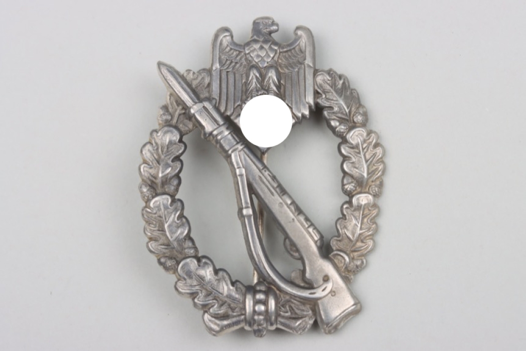 Infantry Assault Badge in Silver