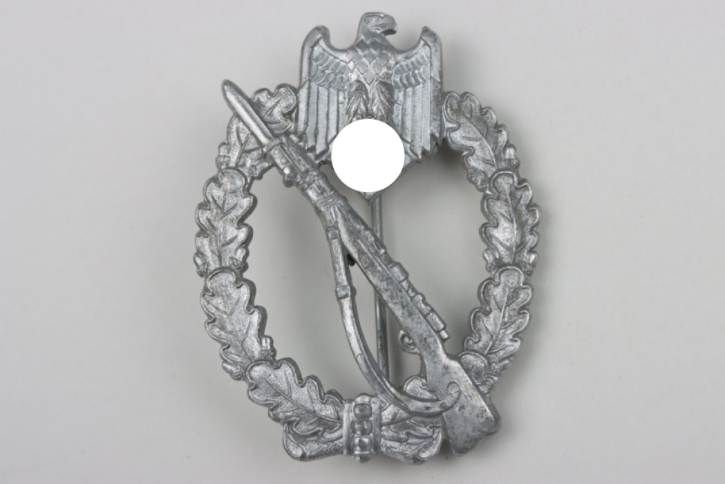 Infantry Assault Badge in Silver