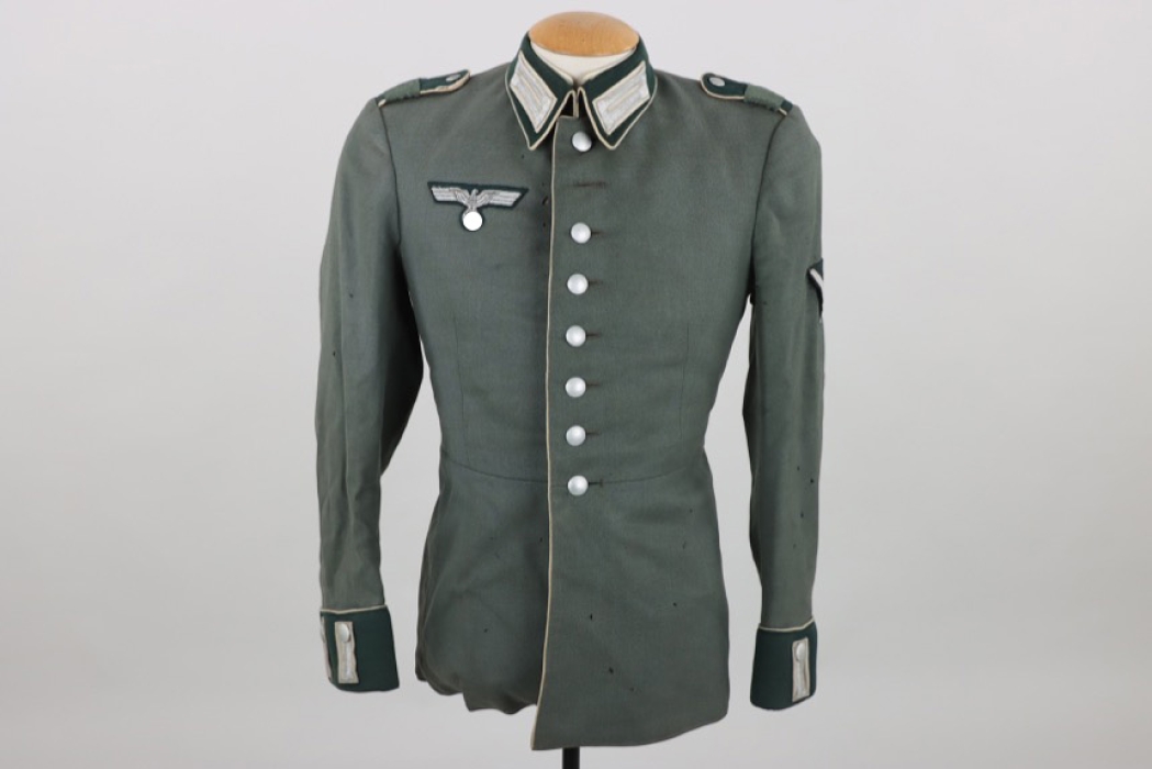 Heer Inf.Rgt.11 parade tunic - Gefreiter