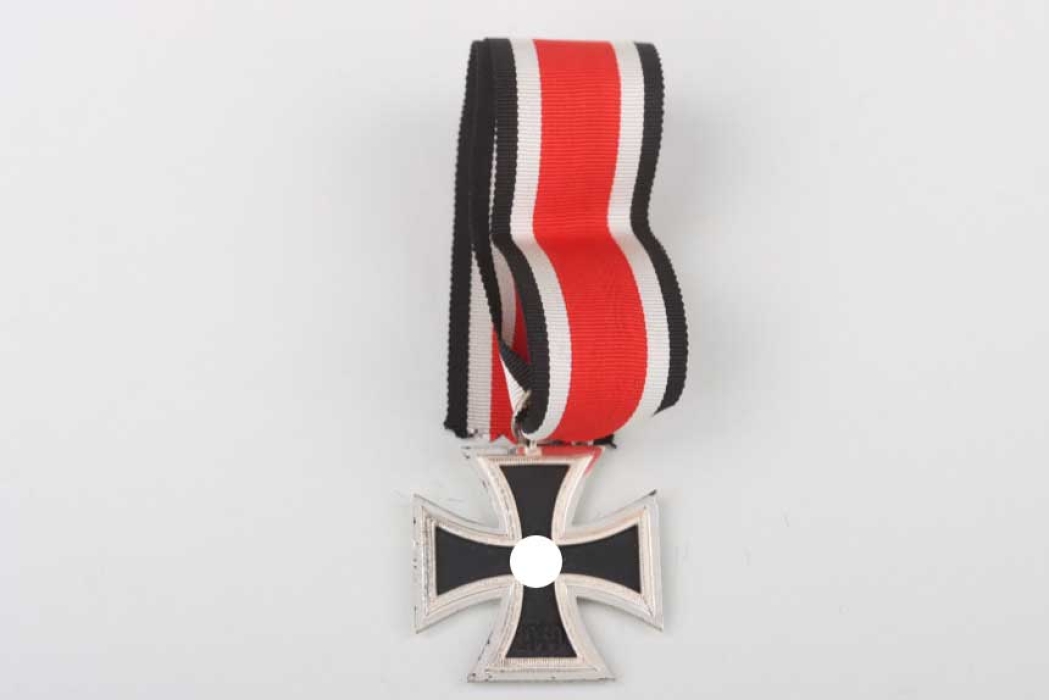 1939 Iron Cross 2nd Class - mint