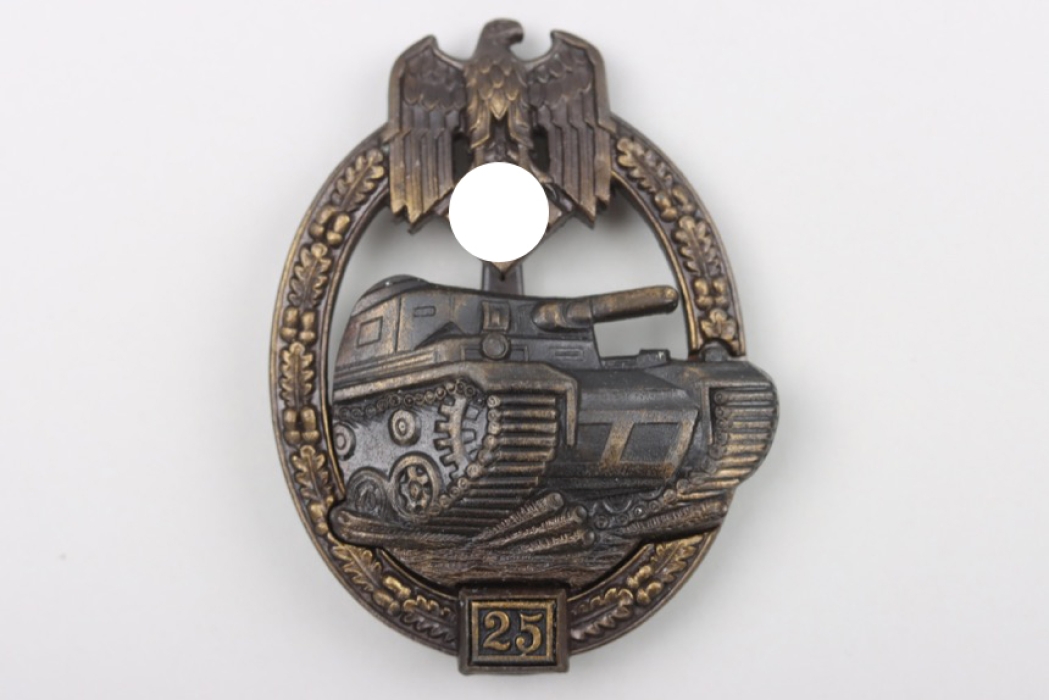 Tank Assault Badge 2nd Class "25" in Bronze - JFS