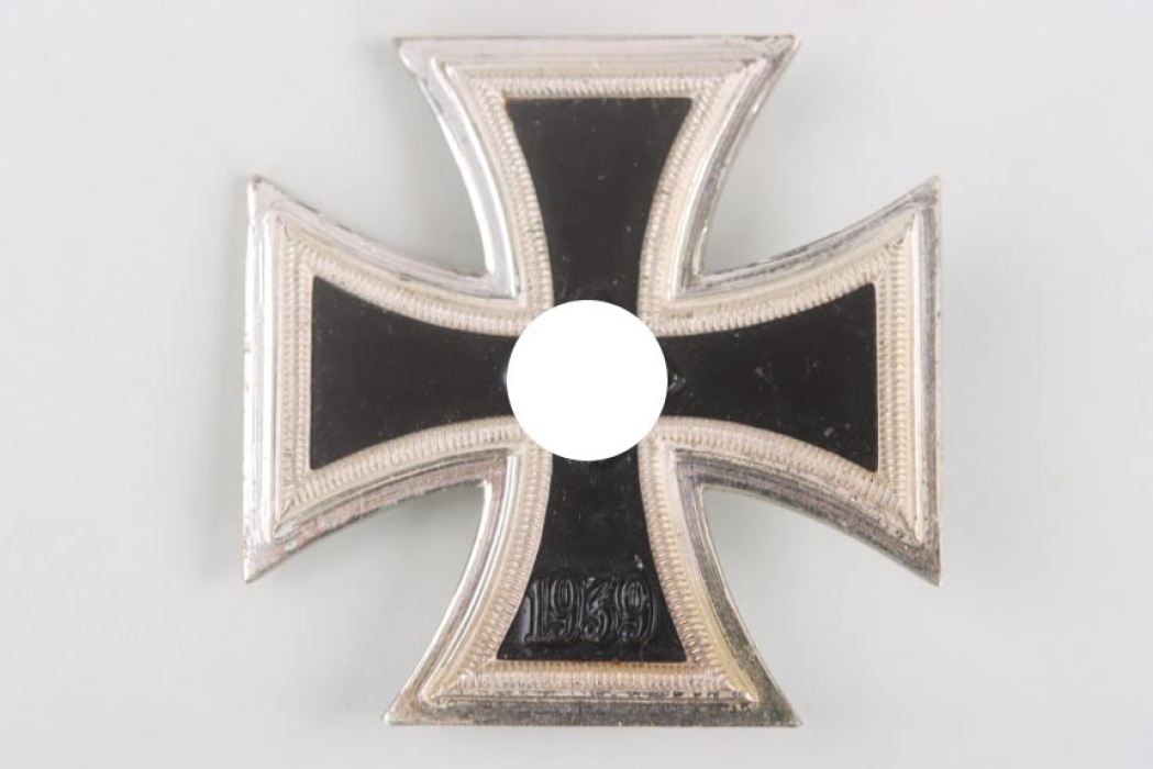 1939 Iron Cross 1st Class - L15