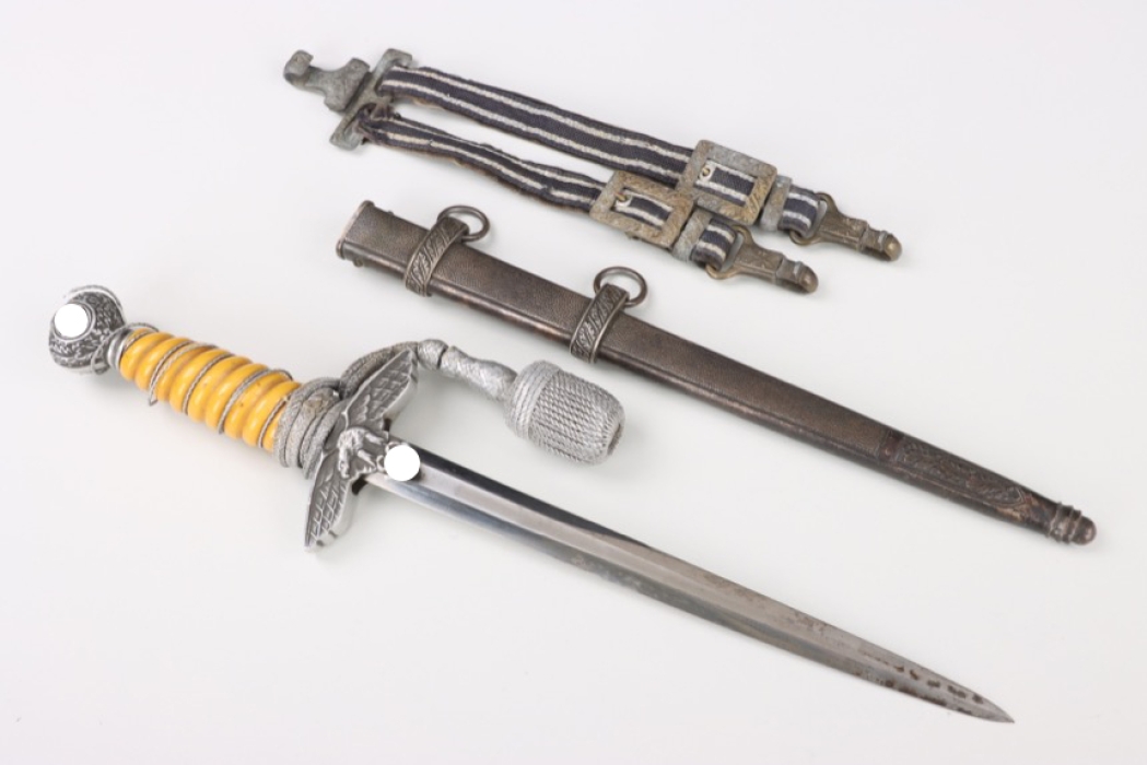 M37 Luftwaffe officer's dagger with portepee & hangers - Eickhorn