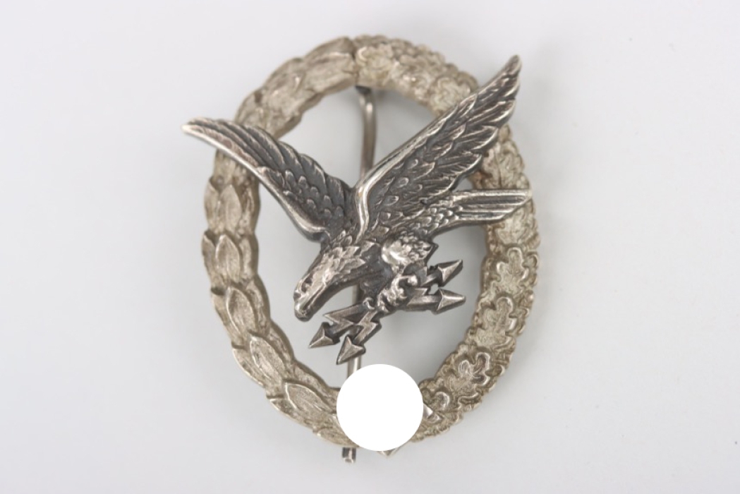 Luftwaffe Air Gunner & Flight Engineer Badge with Lightning Bolts - Juncker