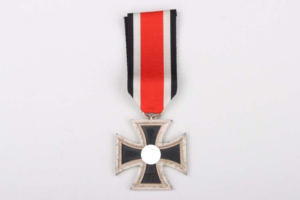 1939 Iron Cross 2nd Class - "13" Gustav Brehmer