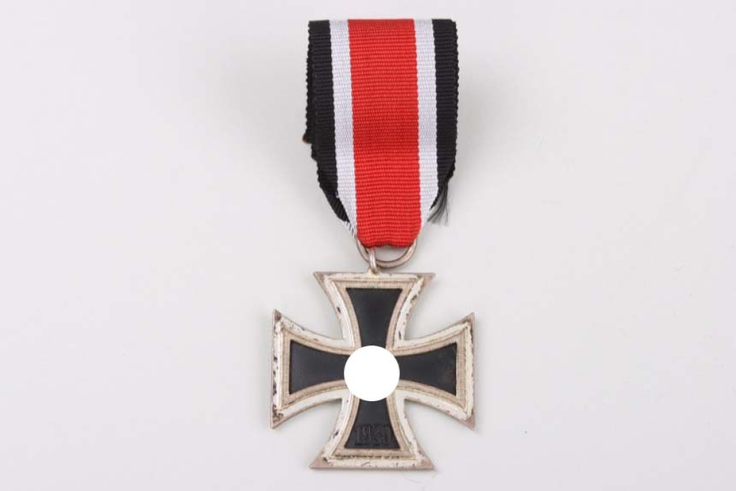 1939 Iron Cross 2nd Class - "100" Rudolf Wächtler & Lange, Mittweida