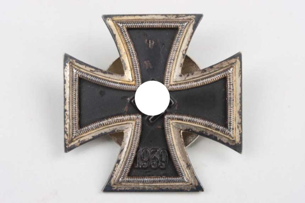 1939 Iron Cross 1st Class on screw-back