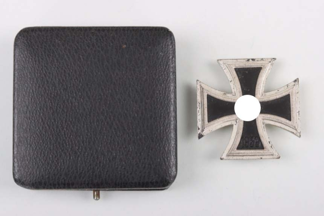 1939 Iron Cross 1st Class in case - L15