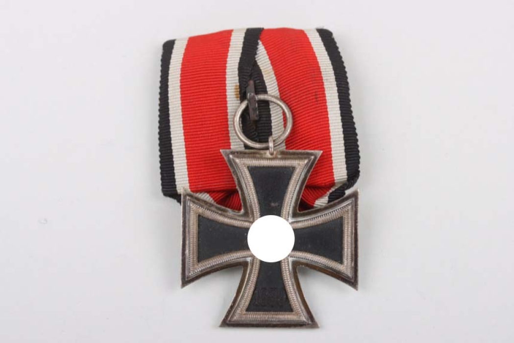 1939 Iron Cross 2nd Class on medal bar