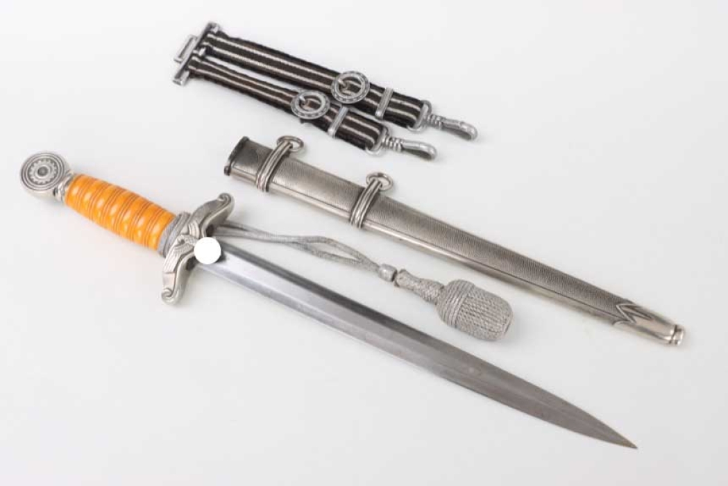 M38 TeNo leader's dagger with hangers & portepee - Eickhorn