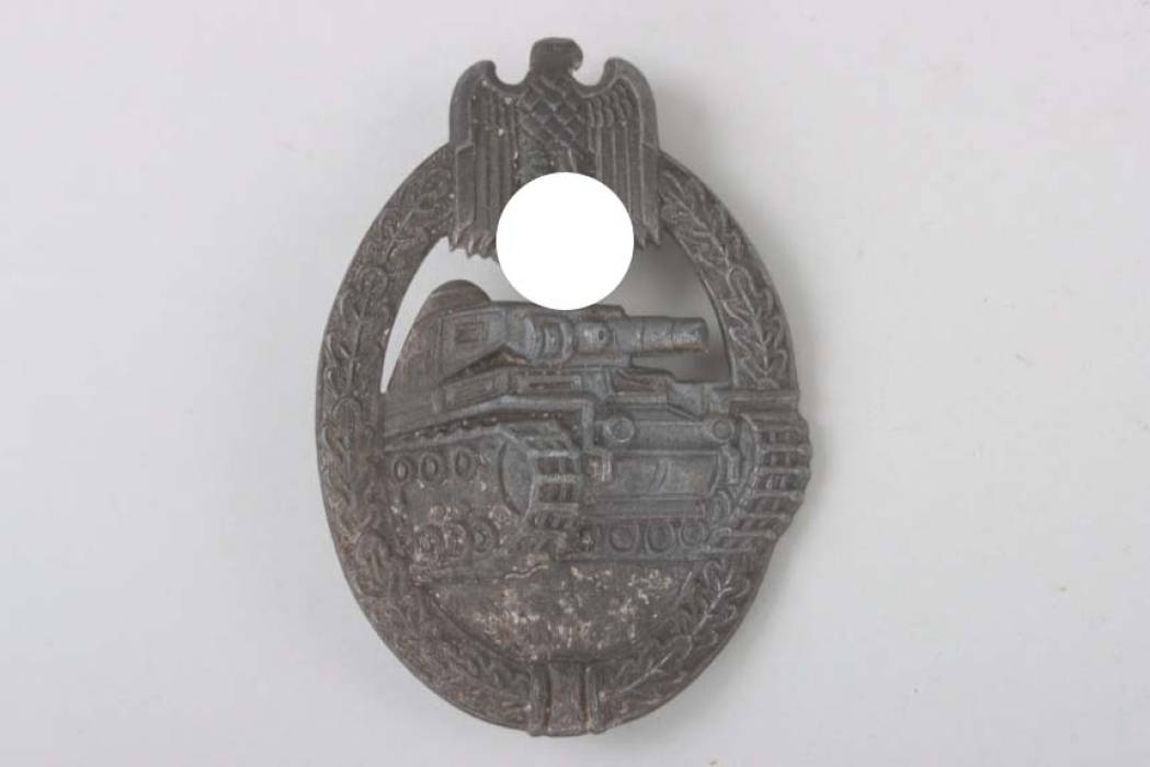 Tank Assault Badge in Silver