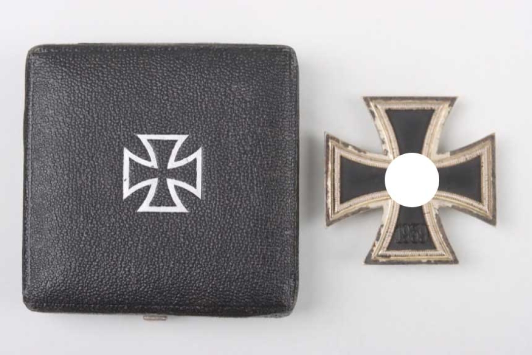 1939 Iron Cross 1st Class in case - 26