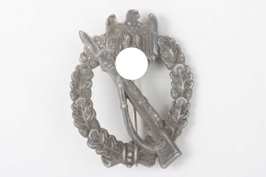 Infantry Assault Badge in Silver "Fo"