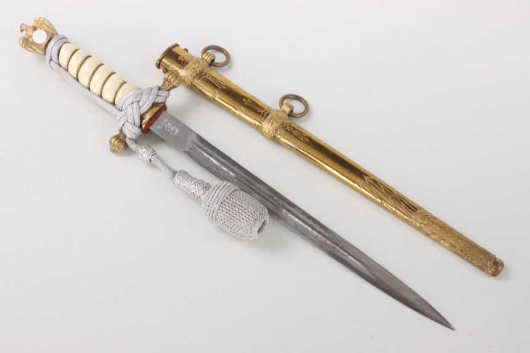 M38 Kriegsmarine officer's dagger with portepee - WKC