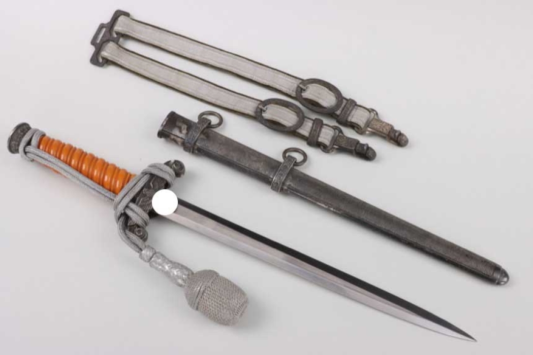 M35 Heer officer's dagger with hangers and portepee - Höller