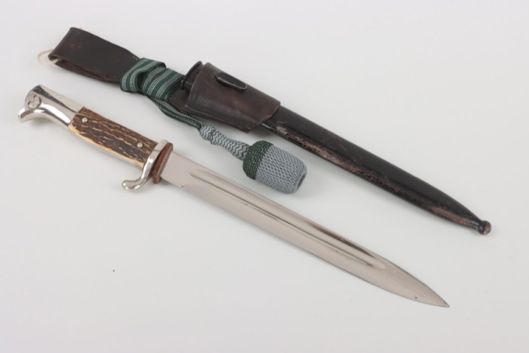 Gebirgsjäger dress bayonet KS 98 with horn grip and portepee