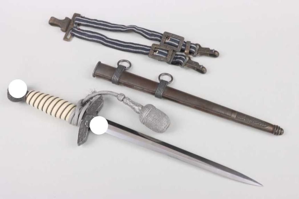 M37 Luftwaffe officer's dagger with hangers and portepee - Lüneschloss