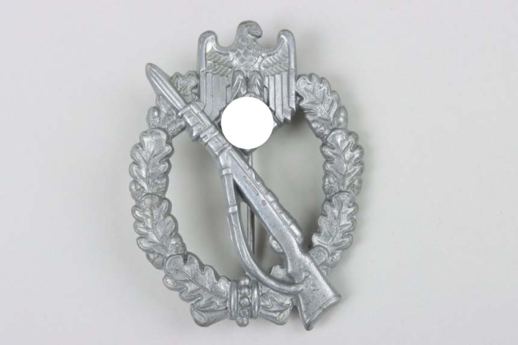 Infantry Assault Badge in Silver