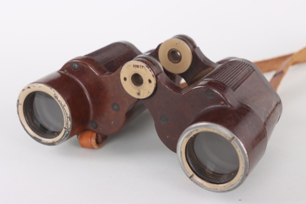 Wehrmacht D.F. 6x30 binoculars - bakelite