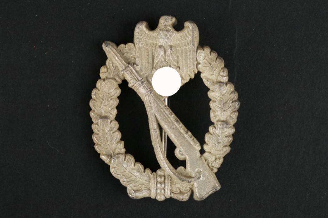 Infantry Assault Badge in Silver