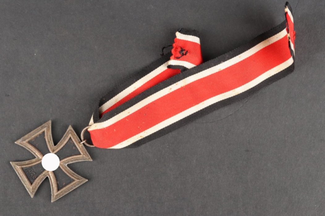 1939 Iron Cross 2nd Class - 27