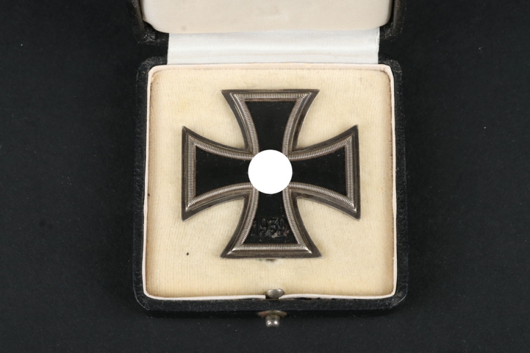 1939 Iron Cross 1st Class - L/50 in case