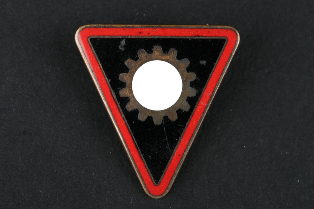 Badge of the DAF Women Administration Workers - Frauensachbearbeiterin Gau