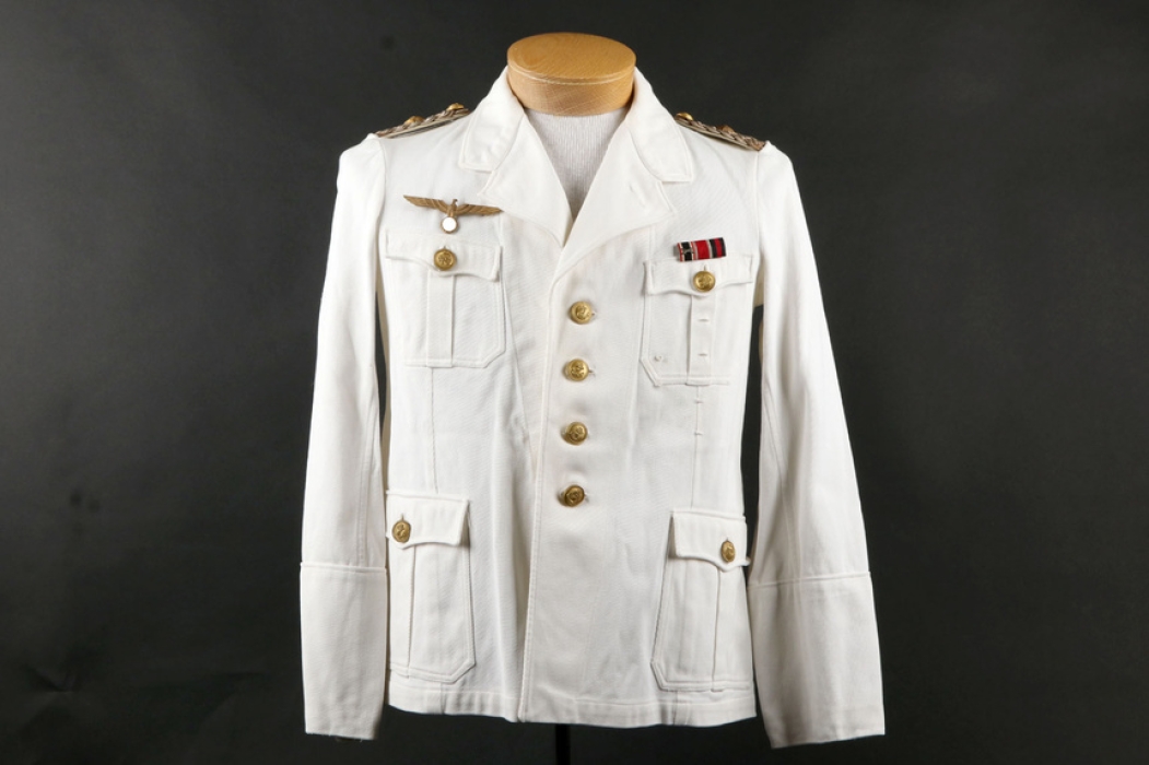 Kriegsmarine white summer tunic Fregattenkaptän