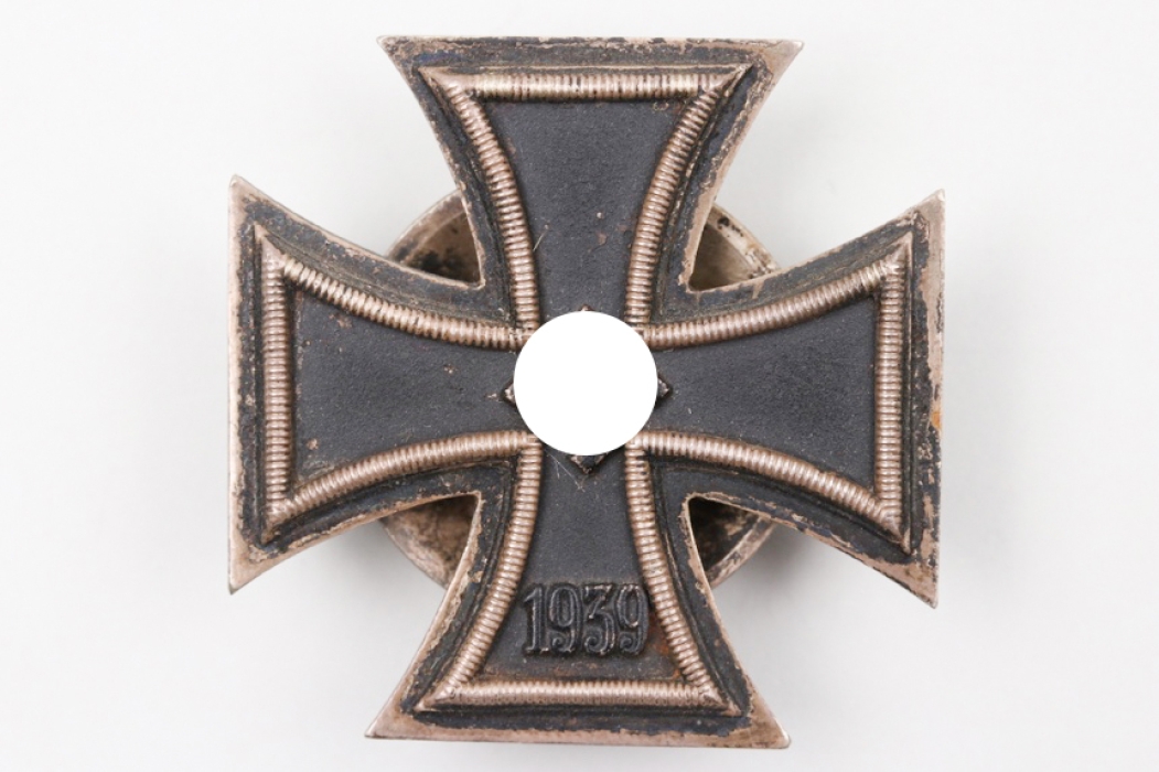 1939 Iron Cross 1st Class on screw back