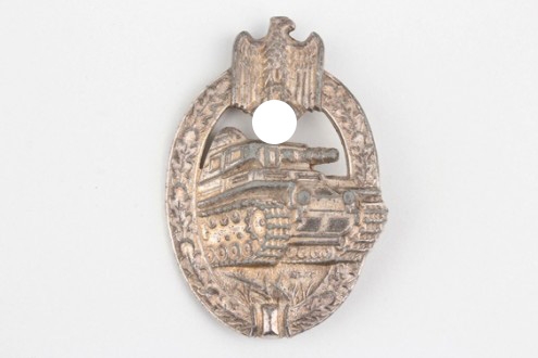 Tank Assault Badge in silver - Assmann (A.S.)